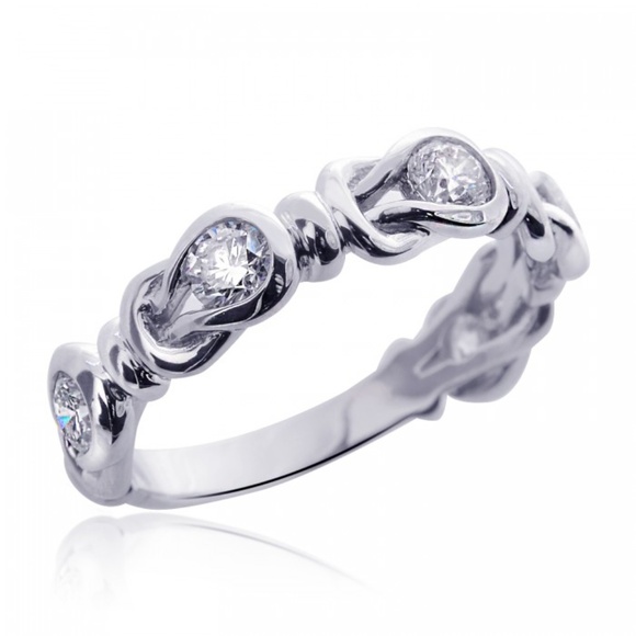 0.75 Carat Diamond Infinity Love Knot Wedding Ring - Picture 1 of 2